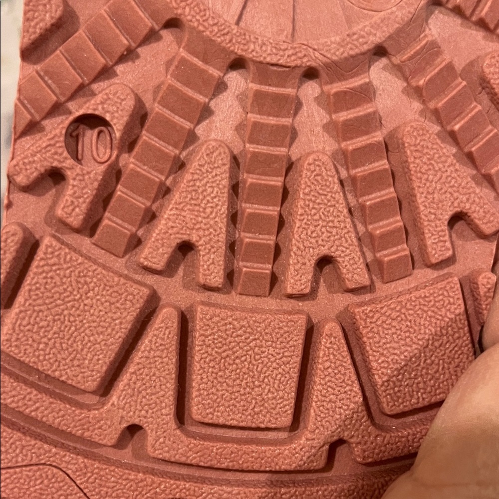 Women's Cozy Suede Winter Boots - Pink - Picture 10 of 10